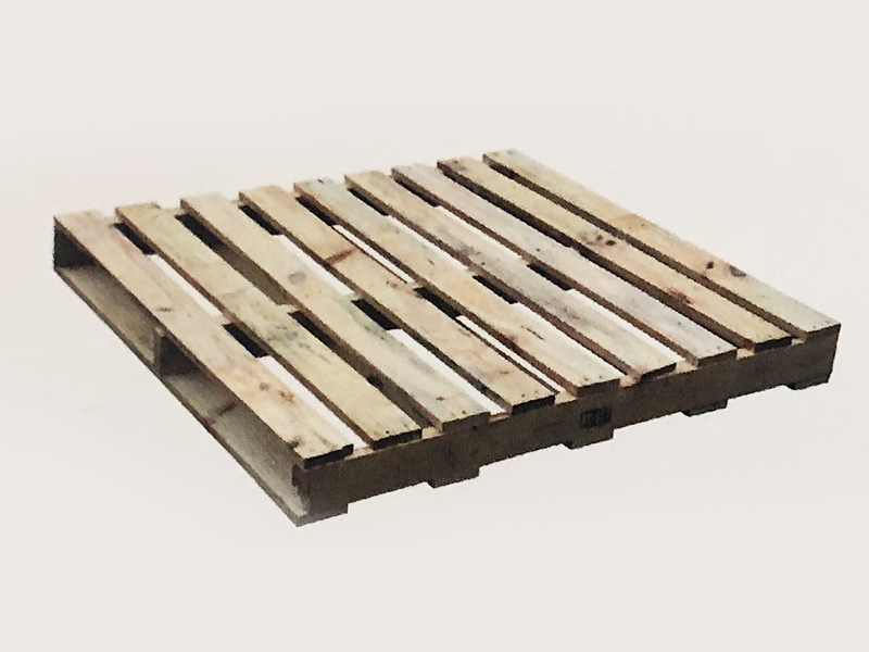 Wooden pallet D2